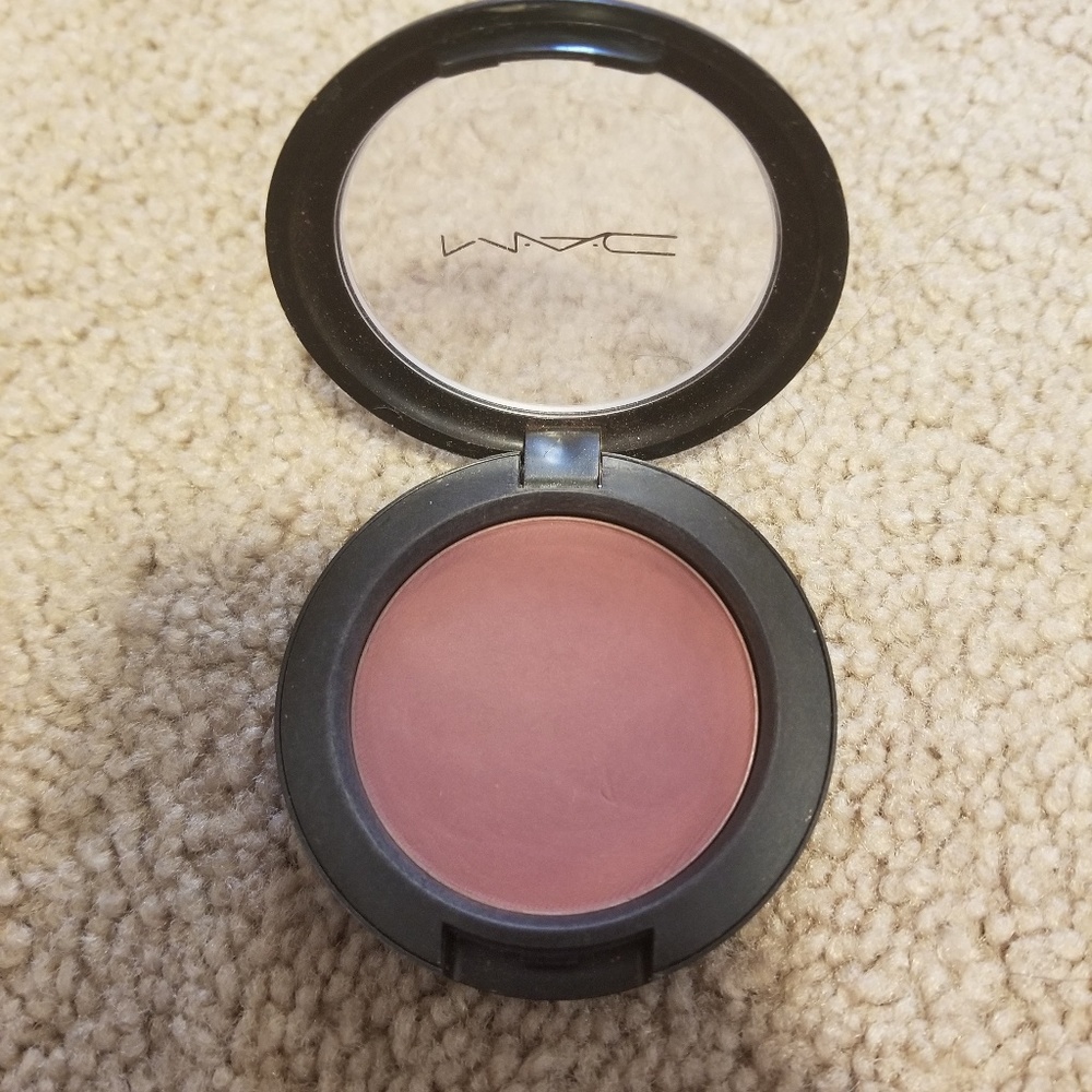 Mac blush